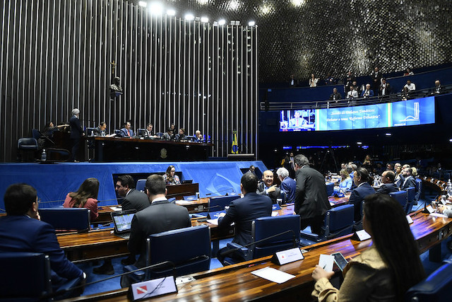 Senado debate a reforma Tributária